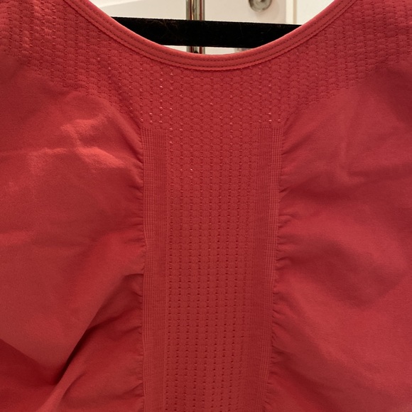 Lolë top - Picture 3 of 7